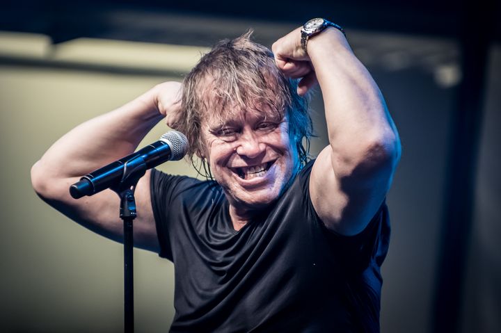 Cover image for Eppu Normaali 2015